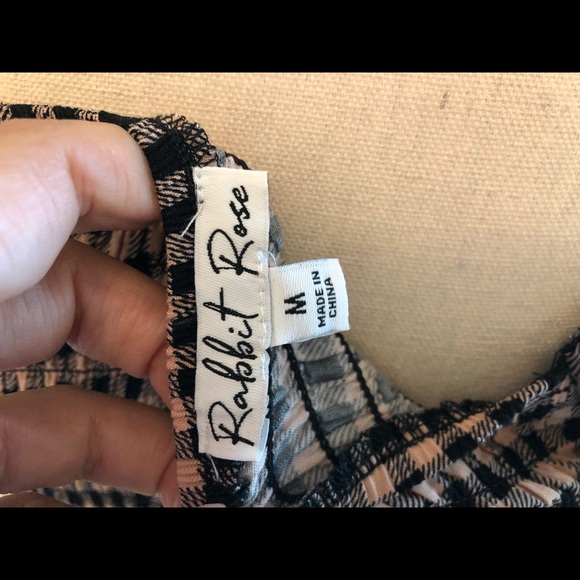 Rabbit Rose 🥀 Top - Picture 5 of 6